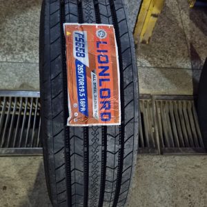 265/70R19.5 Lion Lord Steering Truck Tyre from China