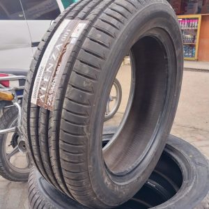 225/55R18 Bridgestone Alenza Tyre