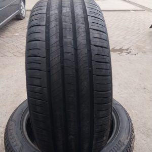 275/45R21 Bridgestone Tyre in Kenya