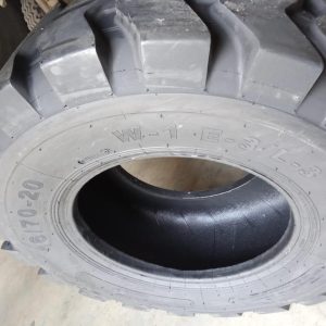 16/70-20 (405/70-20) Roadhiker Industrial Tyre 16 Ply – China