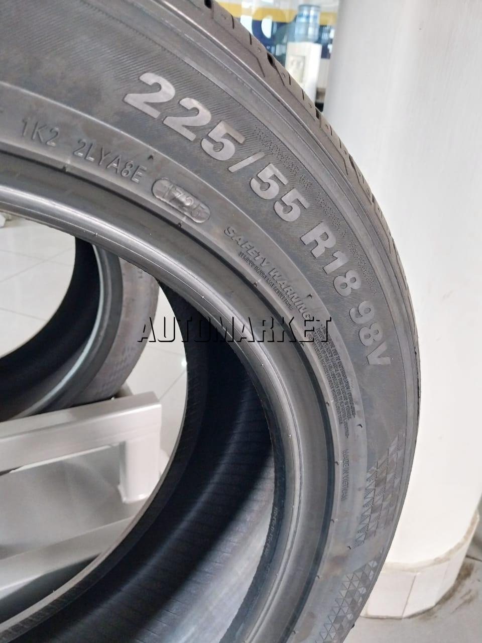 225/55R18 Kumho Tyre (Vietnam)