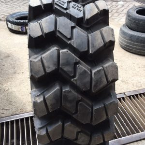 12-16.5 Camso Industrial Tyre from Sri Lanka