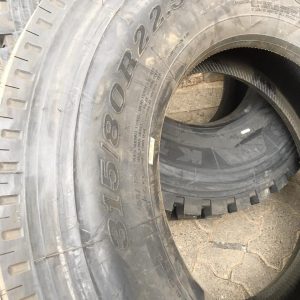 315/80R22.5 Kunlun Highway / Steering Truck Tyre from China
