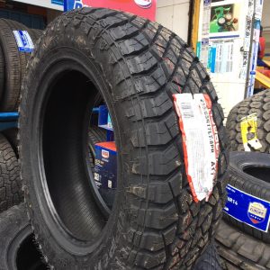 235/65R17 LT Double King Tyre (China)