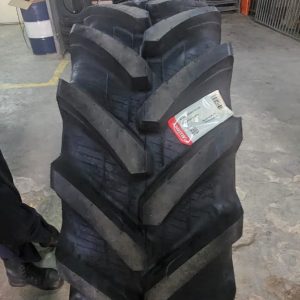 420/85R24 (16.9R24) Alliance Agricultural Tyre in Kenya