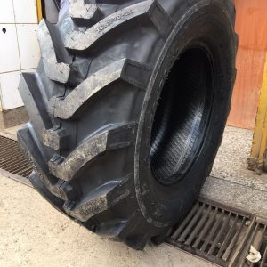 16/70-20 (400/70-20) OZKA Industrial Tyre in Kenya – 16 Ply