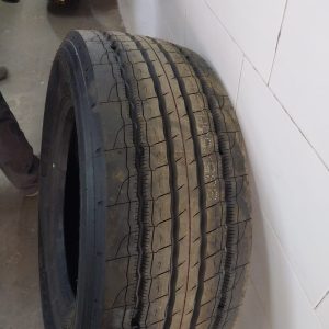 385/55R22.5 SONIX Steering (Highway) Truck Tyre from China