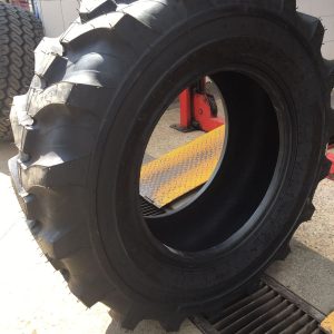 17.5L-24 MRL Industrial Tyre 14 Ply R4 – India