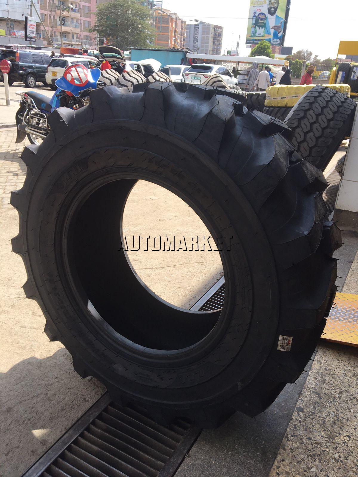 17.5L-24 MRL Industrial Tyre 14 Ply R4 – India