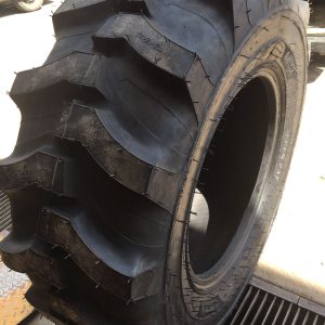17.5L-24 MRL Industrial Tyre 14 Ply R4 – India