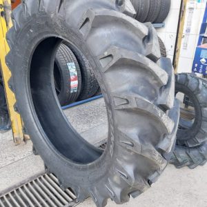 12.4-28 SWT Tractor Tyre