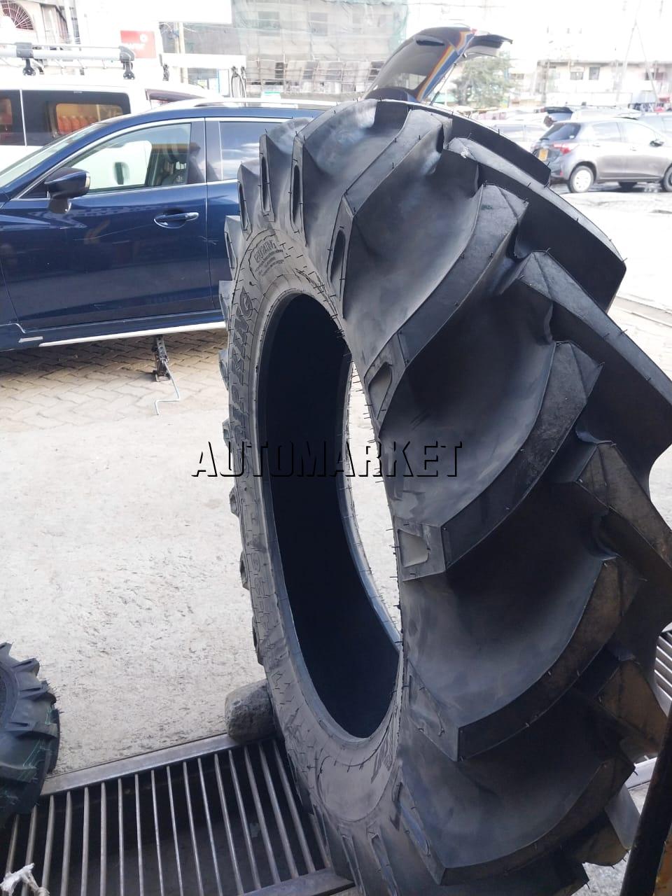 12.4-28 SWT Tractor Tyre