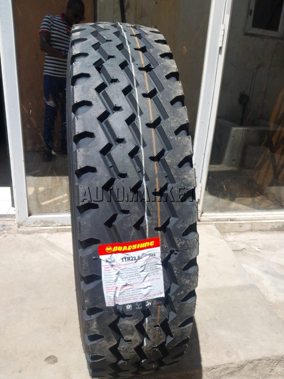 11R22.5 Roadshine Truck Tyre from China