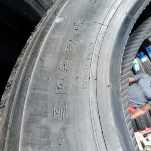 9R22.5 Advance Truck Tyre from China