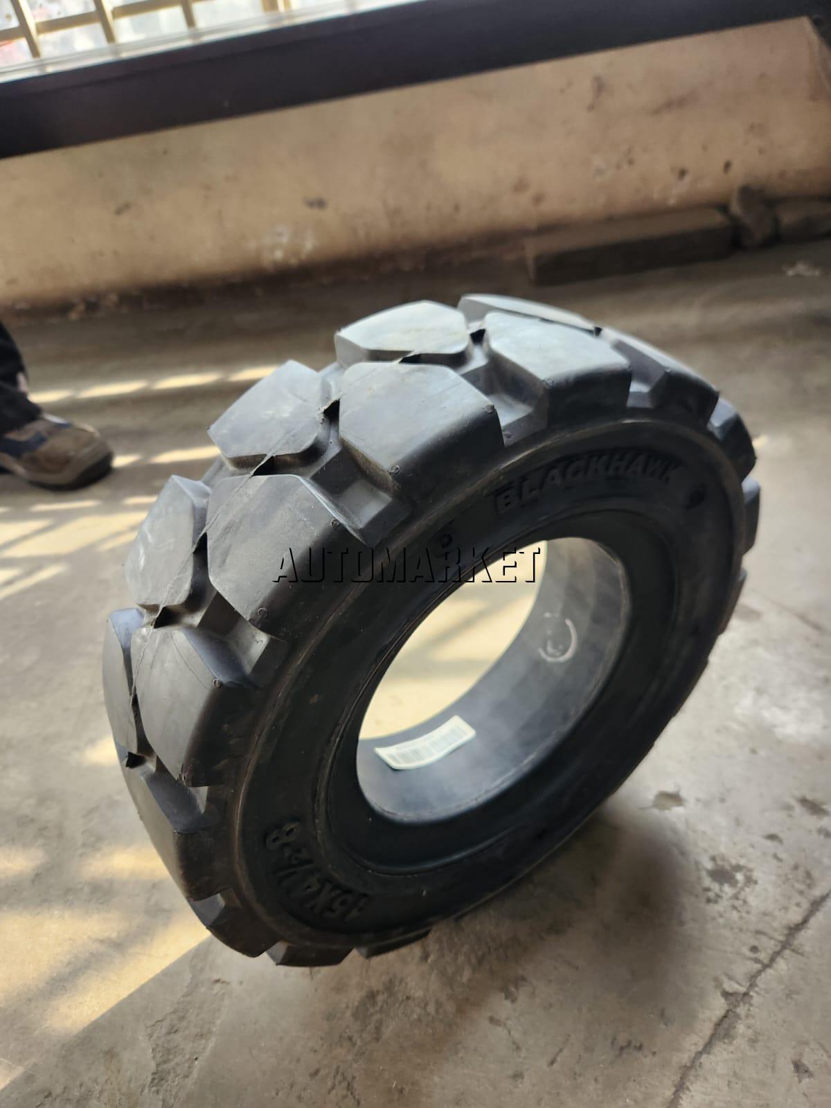 15×4½-8 Blackhawk Solid Forklift Tyre