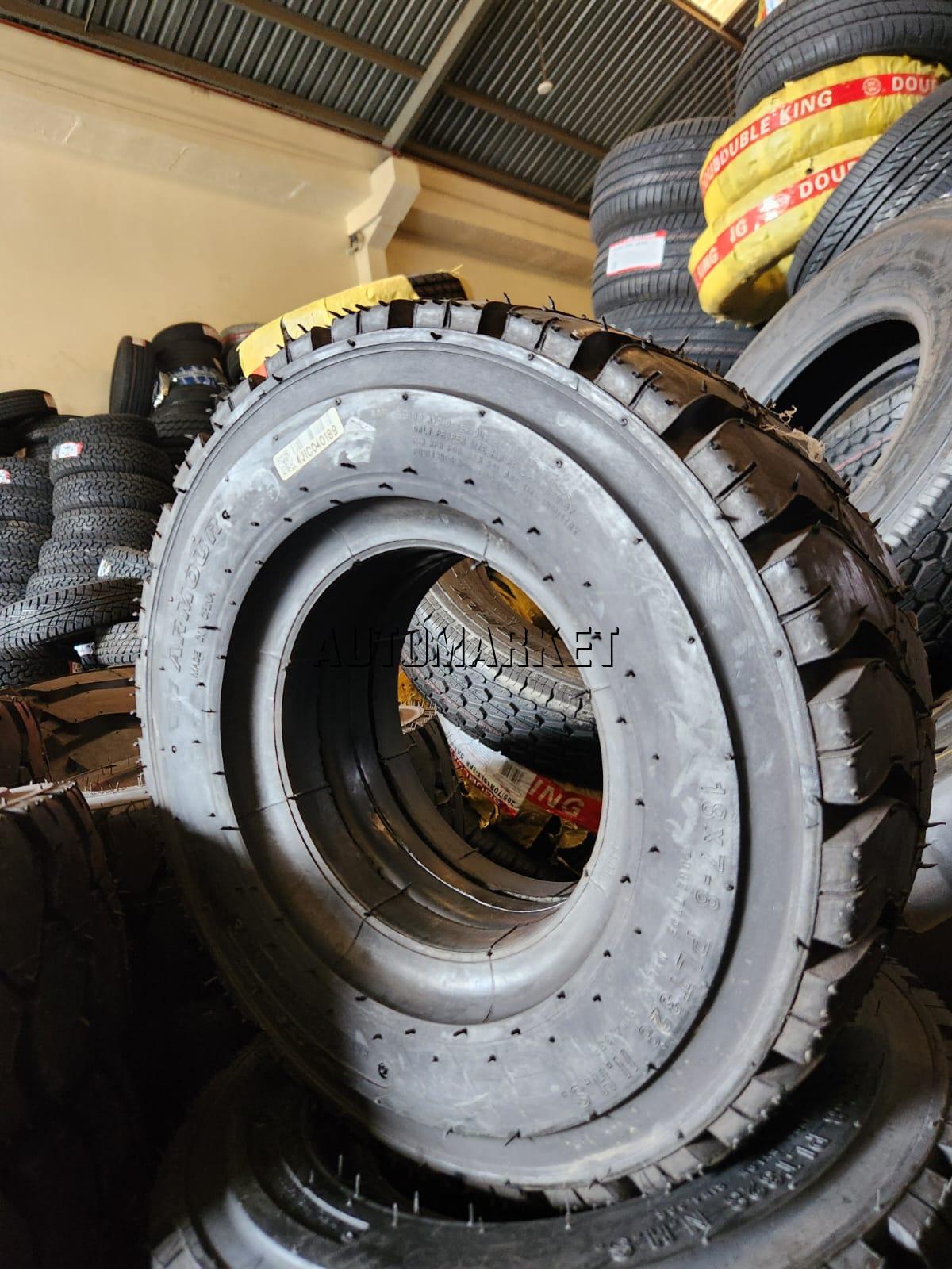 18×7-8 Armour Tubetype (Pneumatic) Forklift Tyre from China