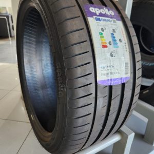 255/35R19 Apollo Passenger Car Tyre