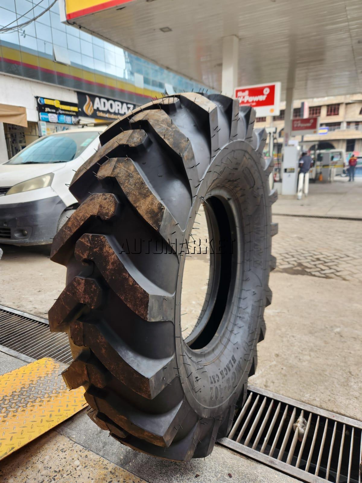 14.00-24 MRL (Malhotra) G2 16PR Industrial Tyre from India