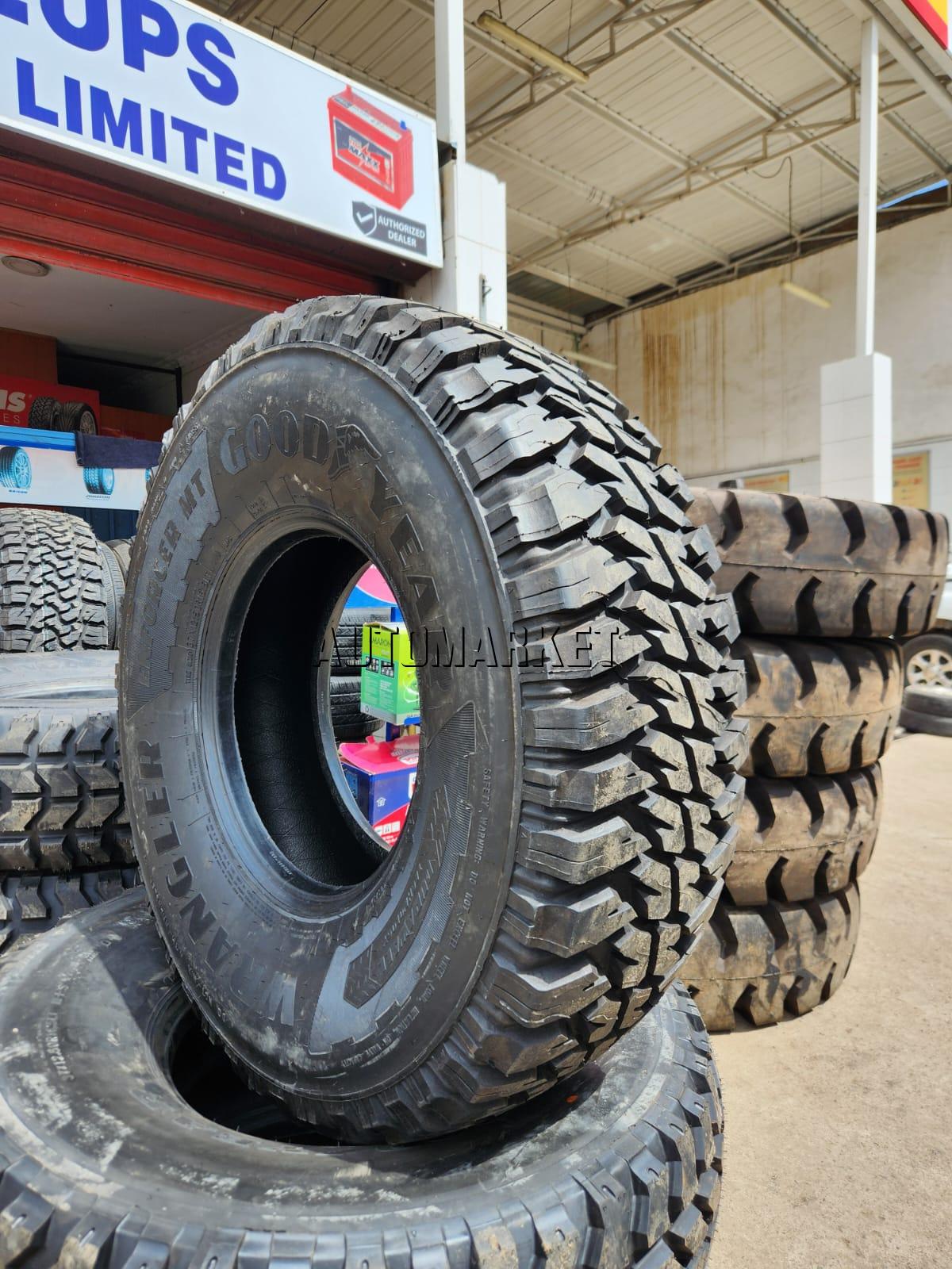 37×12.50R16.5 LT Goodyear Wrangler MT Tyre in Kenya