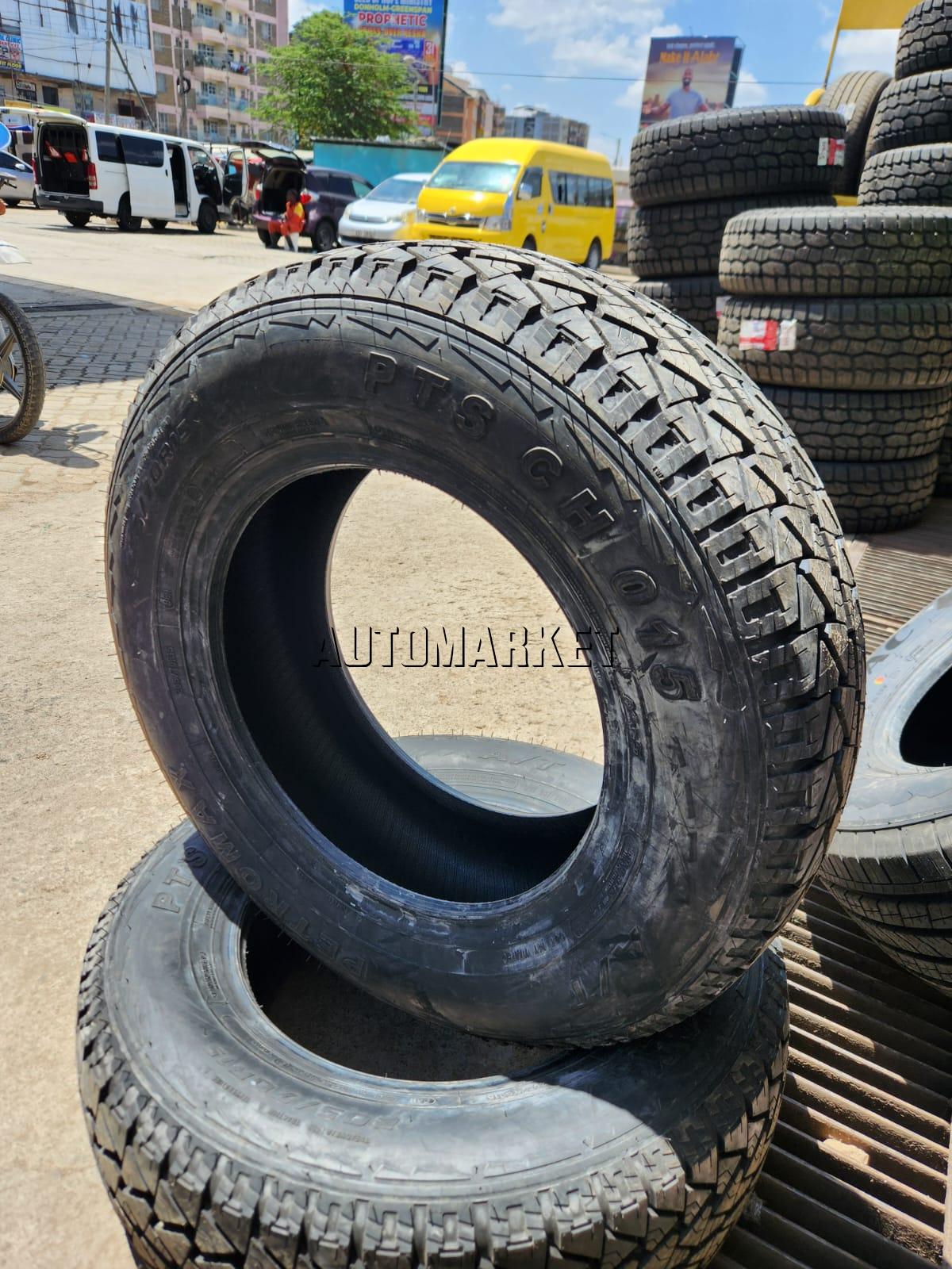 205/70R15 Petromax Passenger Tyre from China