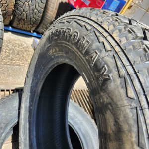 205/70R15 Petromax Passenger Tyre from China