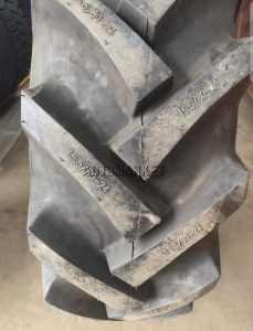15.5/80-24 MRL agricultural tyre for tractor use in Kenya 