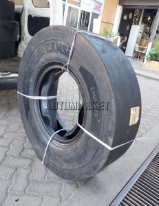 11.00-20 smooth industrial tyre with flat tread surface
