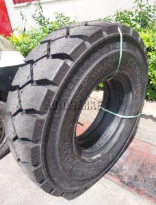 12.00-20 industrial OTR tyre with reinforced tread design