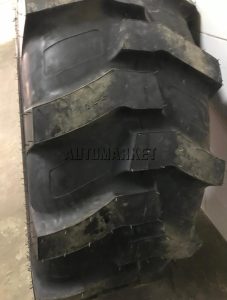 21L-24 industrial OTR tyre with low-profile wide tread