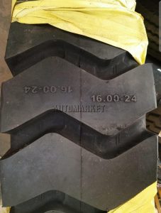 16.00-24 industrial OTR tyre with deep rugged tread pattern