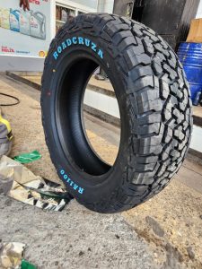 235/60R18 Roadcruza AT all-terrain tyre for SUV and 4x4 vehicles in Kenya