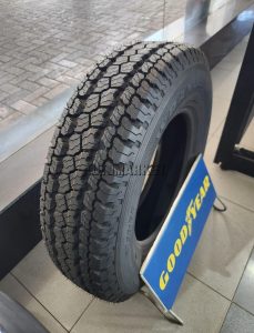 205R16C commercial tyres fitted on vans and light trucks designed for heavy loads and long-distance driving in Kenya