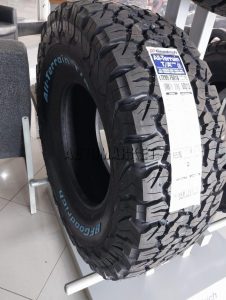 285/75R16 SUV and pickup tyres designed for off-road performance, high ground clearance, and durable driving on Kenyan terrain