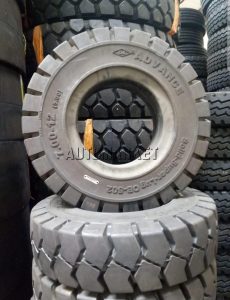 7.00-12 forklift tyre installed on a heavy-duty industrial forklift used for material handling operations in Kenya