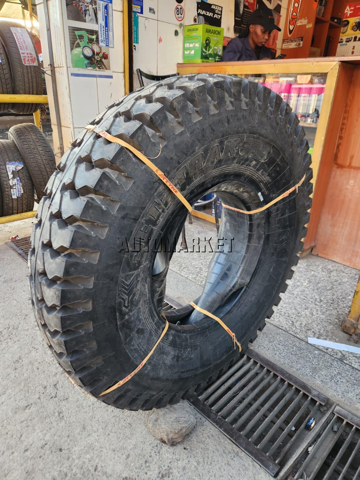 11.00-20 JK Truck Tyre from India