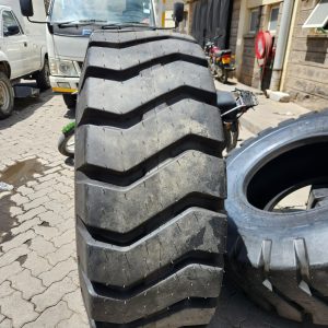17.5-25 SWT E3/L3 Industrial Tyre 20 Ply – India