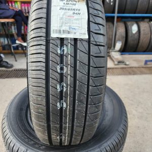 205/65R15 Dunlop Passenger Car Tyre