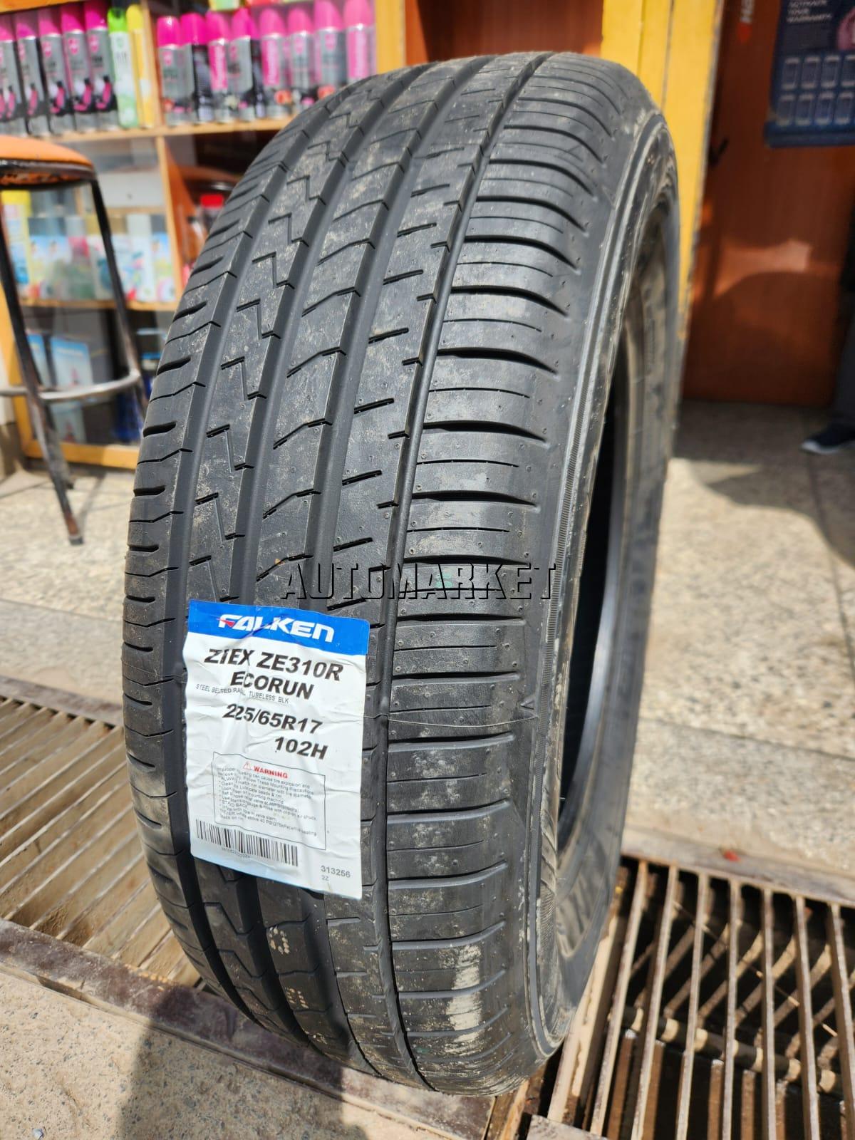 225/65R17 Falken Passenger Tyre