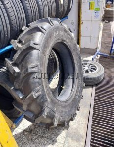 12.4-24 Roadhiker agricultural tractor tyre