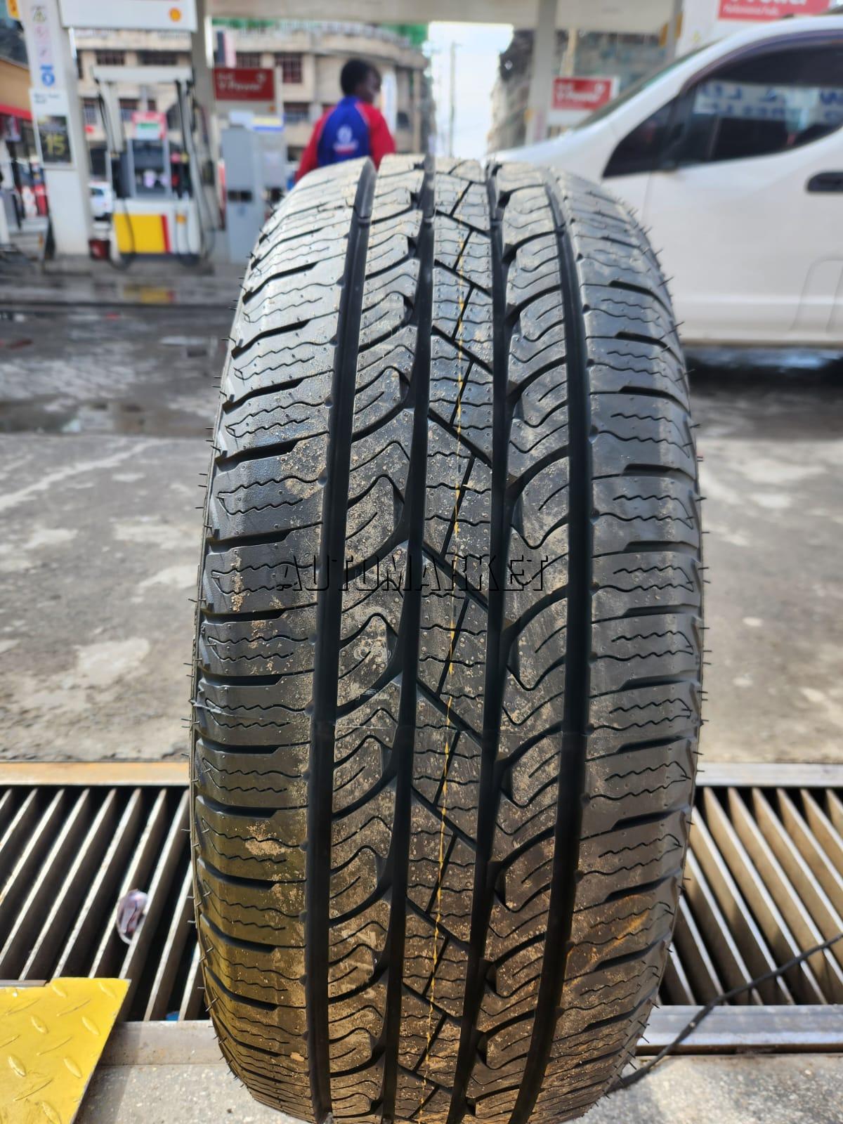 235/55R18 Nexen Passenger Tyre