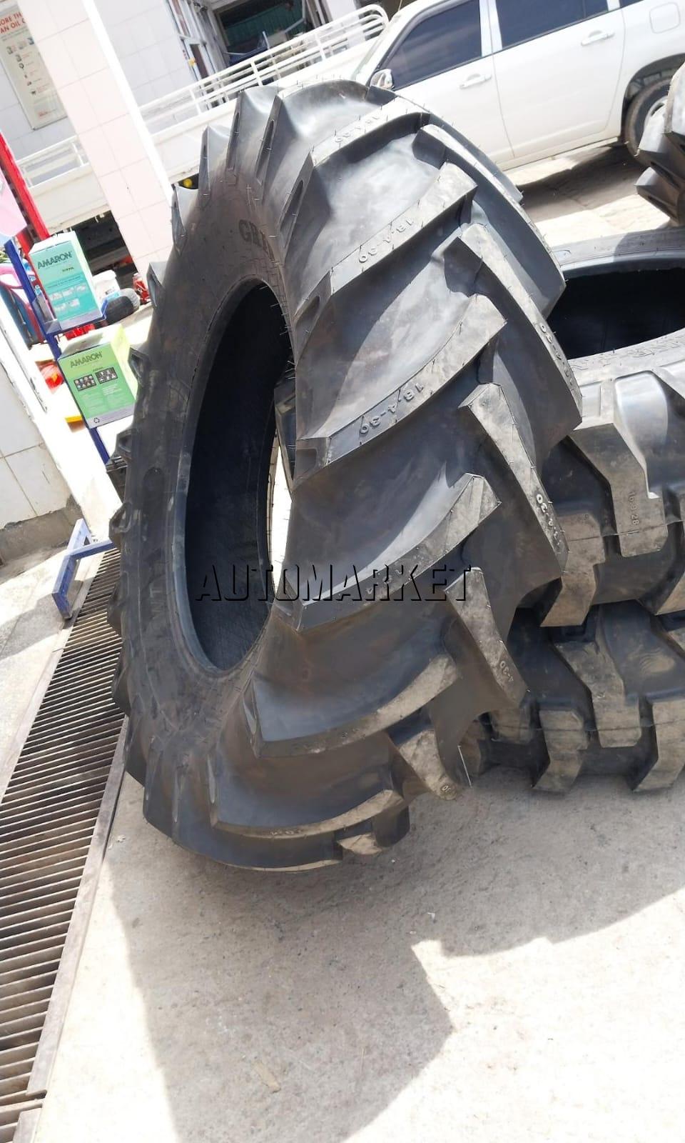 Swt Tractor 18.4-30 SWT Tractor Tyre Kenya