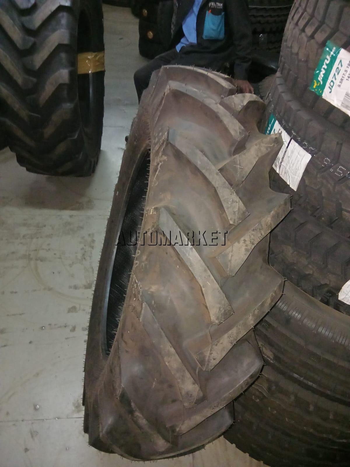 12.4-28 Alliance FarmPRO Agricultural Tyre – 8 Ply