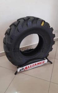 12.5/80-18 Alliance 16PR industrial tyre from India with durable R4 tread pattern for backhoe and construction equipment in Kenya.