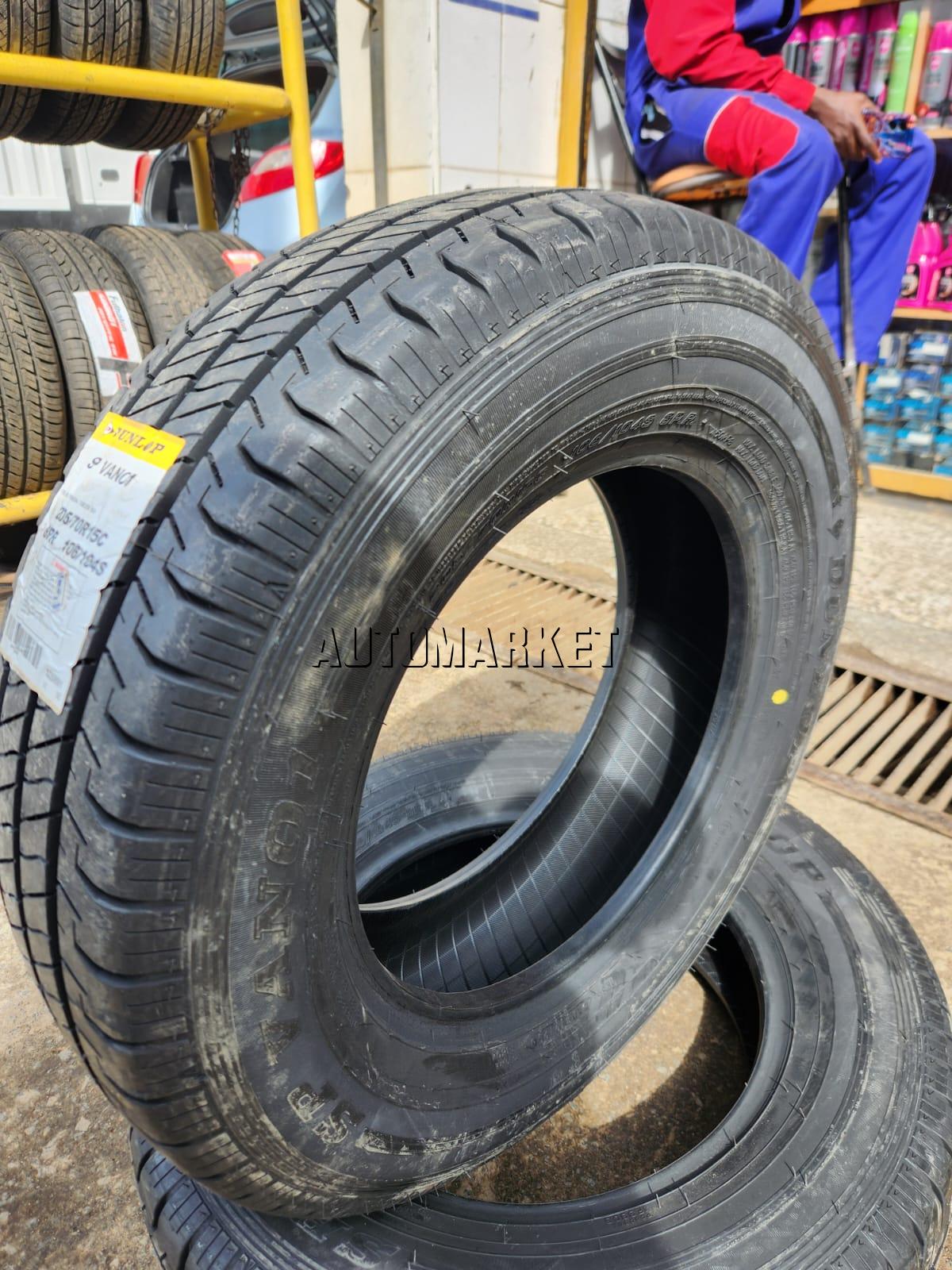 205/70R15C Dunlop Light Truck Tyre