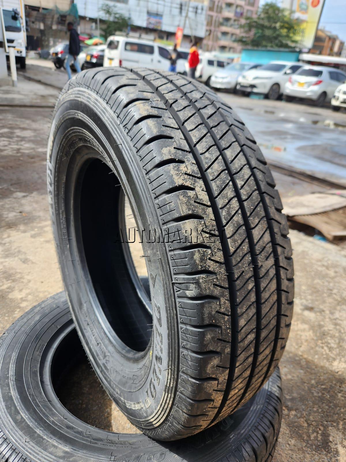 205/70R15C Dunlop Light Truck Tyre