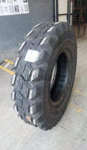 13.00-24 Camso tubeless industrial tyre from Sri Lanka with grader tread for heavy construction and earthmoving equipment.