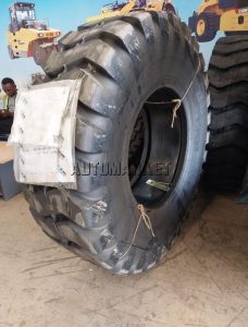 17.5-25 XCMG industrial tyre from China for loaders and graders