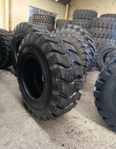 17.5-25 Forever 24 ply E3/L3 industrial tyre from China for loaders and graders