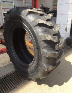 17.5L-24 MRL 14 ply R4 industrial tyre from India for backhoe loaders