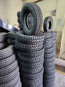 4.00-8 Speedways TukTuk tyre from India for three-wheel auto rickshaws